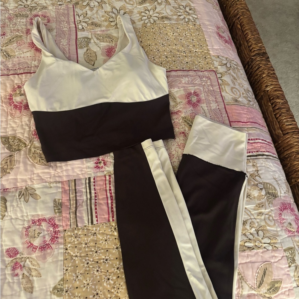 Old Navy White Active StudioSmooth Light Support tank and leggings set